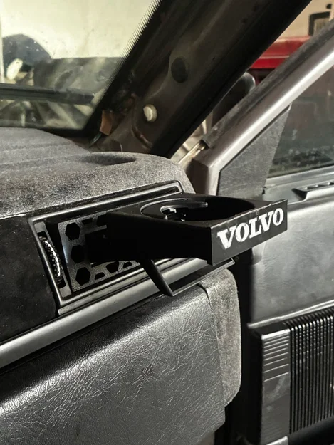 Volvo 740 – Giá để ly gắn khe gió (Air vent cupholder) - Image 2