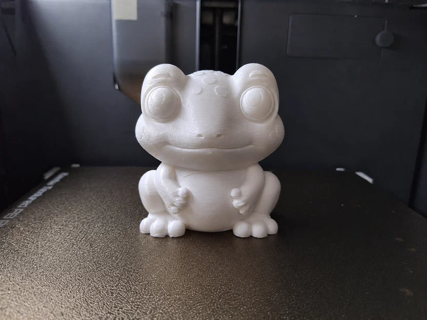 Mô hình Chibi Baby Frog 3D siêu đáng yêu để trang trí bàn làm việc - Image 1