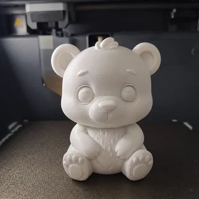 Mô hình Chibi Baby Bear: Chú gấu nhỏ đáng yêu cho bàn làm việc