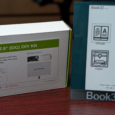 DIY eReader ESP32 giá rẻ Book32