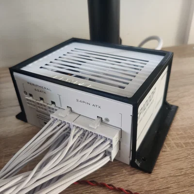 Ngàm gắn nguồn SFX LIAN LI SP1000P gọn gàng dưới bàn làm việc