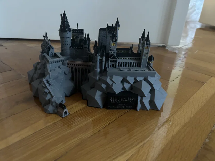 Lâu đài Hogwarts ban đêm (màu) – AMS - Image 3