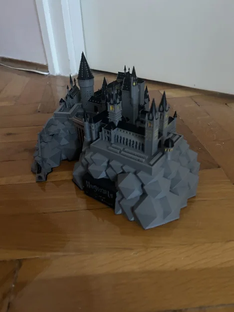 Lâu đài Hogwarts ban đêm (màu) – AMS - Image 4