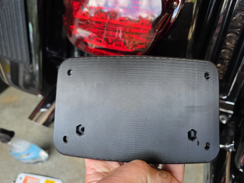 Pát Dời Biển Số Cho Harley Touring (License Plate Bracket) - Image 3