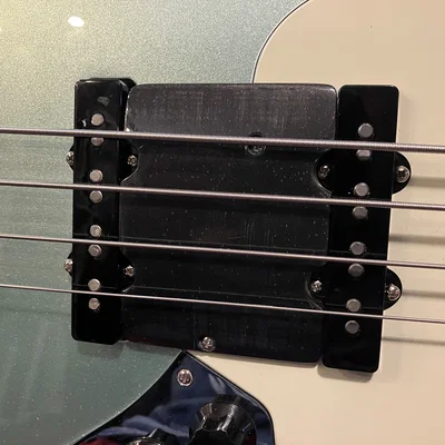 Finger Ramp cho Fender Jazz Bass (modern spacing)