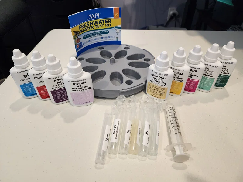 #211 API Master Water Tester Kit - Caddy xoay (có chỗ cho test GH & KH) - Image 1