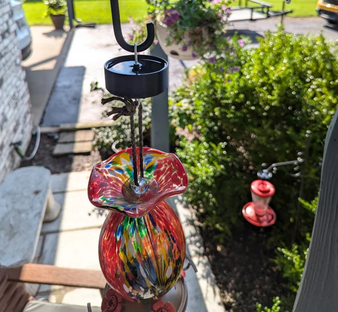 Bẫy nước ngăn kiến cho máng ăn chim ruồi (Hummingbird Feeder Ant Moat) - Image 1
