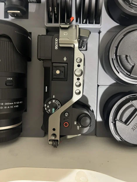 Khay 3D Gridfinity cho máy ảnh Sony A6700 (bản hỗ trợ SmallRig) - Image 1