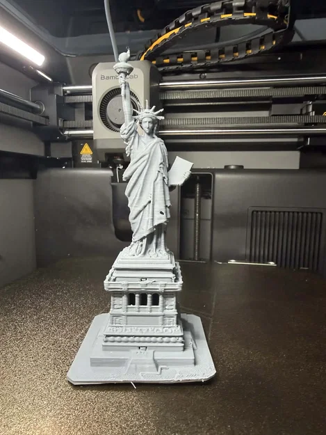 Mô hình Tượng Nữ thần Tự do kết hợp Đế nến / Bản in 3D sắc nét - Image 1