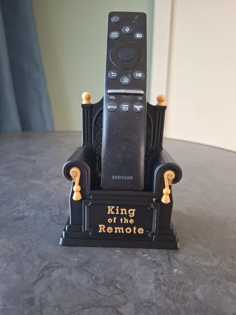 King of the Remote – Giá đỡ Remote hình Ngai Vàng - Image 9