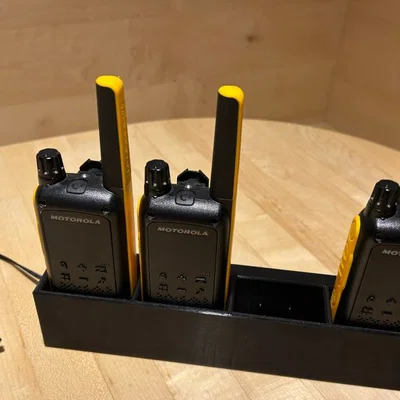 Đế sạc 4 ngăn cho bộ đàm Motorola PMR Talkabout T82