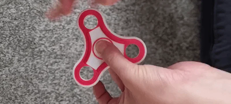 Fidget Spinner Ba Cánh - Image 1