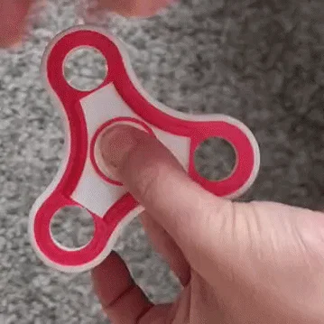 Fidget Spinner Ba Cánh