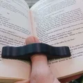 Vòng đeo giữ trang sách - Book page holder thumb ring - Thumbnail 1