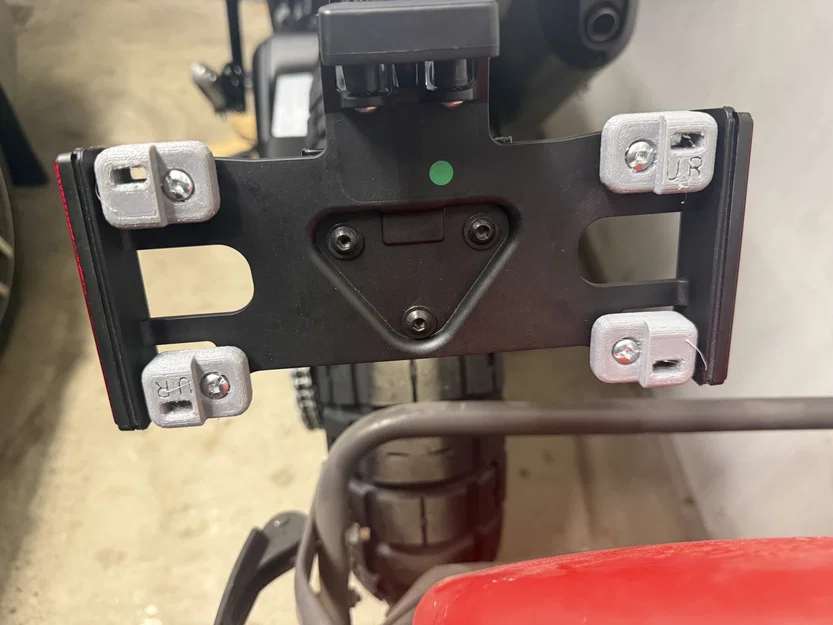 Bộ chuyển đổi pát biển số xe Ducati - Image 2