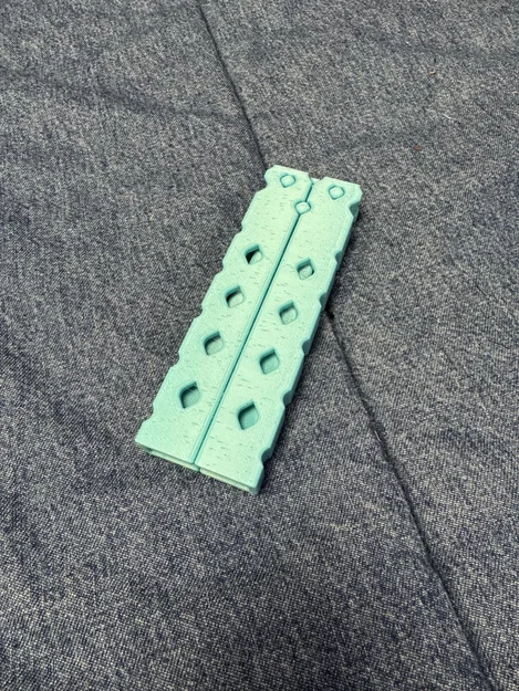 Dụng cụ xỏ giày kiểu dao bướm Balisong Shoe Horn in 3D - Image 3