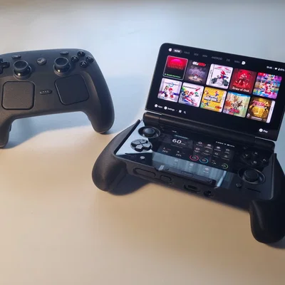 Tay cầm công thái học kiểu Steam Controller cho AYN Thor