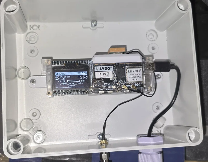 Đế gắn LILYGO T-Beam S3 Core cho hộp điện - Image 1