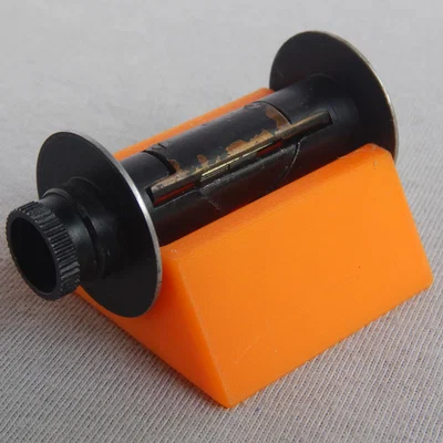 Khối lắp ráp và tháo rời lõi cuộn phim