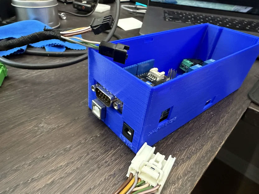 Hộp đựng Arduino Uno tích hợp CAN-bus và Relay cho dự án độ xe - Image 3