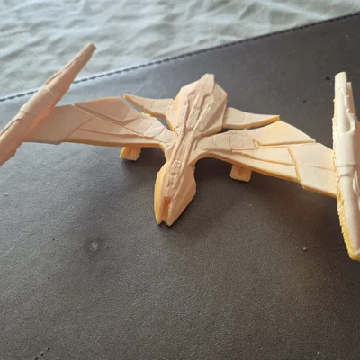 Mô hình tàu chiến Sanctus của phe Romulan trong Fleet Command