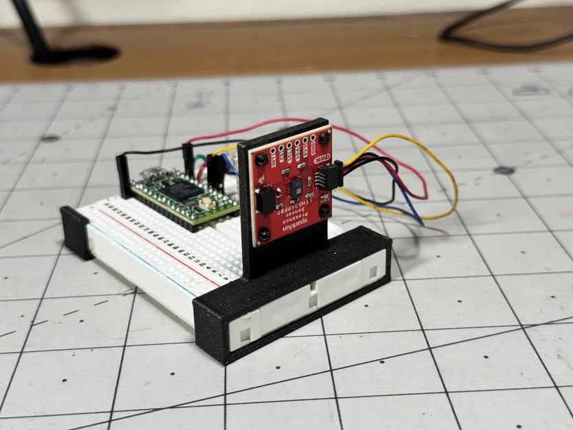 Đế gắn SparkFun Sensor Breakout lên Breadboard - Image 1
