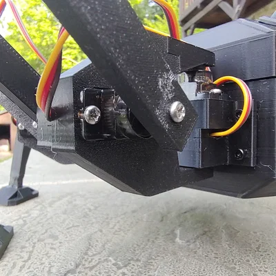 Hexapod - Robot 6 chân chi phí dưới 100€