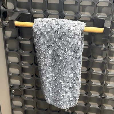 Giá đỡ thanh gỗ (dowel rod) treo khăn tiện lợi cho hệ thống OpenGrid