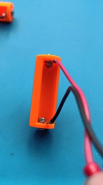 Bộ khung chuyển đổi sạc pin Liitokala (Battery Adapter) tự chế - Image 1