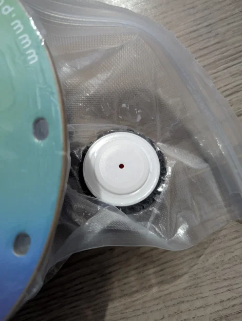 Dụng cụ tạo khoảng hở và lấy túi hút chân không (Vacuum Bag Spacer & Dispenser) - Image 3