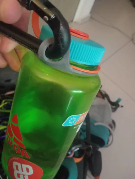 Vòng móc Carabiner in 3D cho bình nước Nalgene (Chất liệu TPU) - Image 3