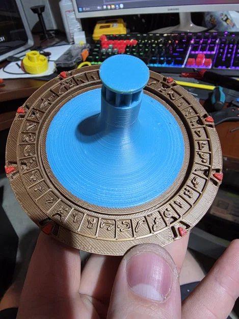 Con quay Stargate Spinning Top - Image 1