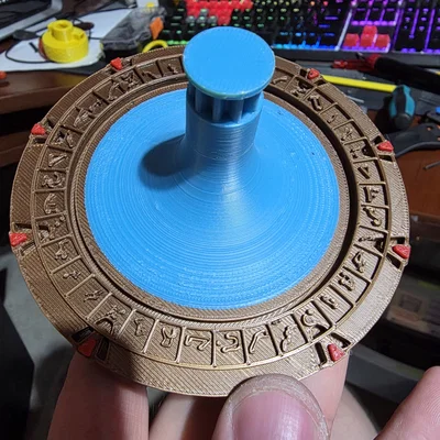 Con quay Stargate Spinning Top