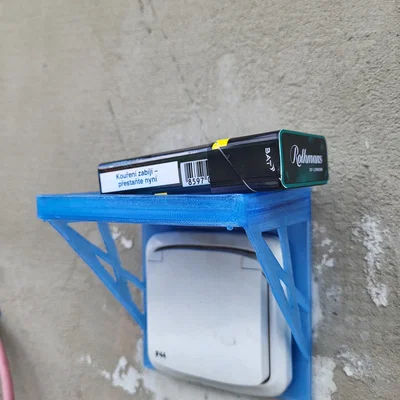 Kệ kiêm nắp che ổ cắm điện 2 trong 1