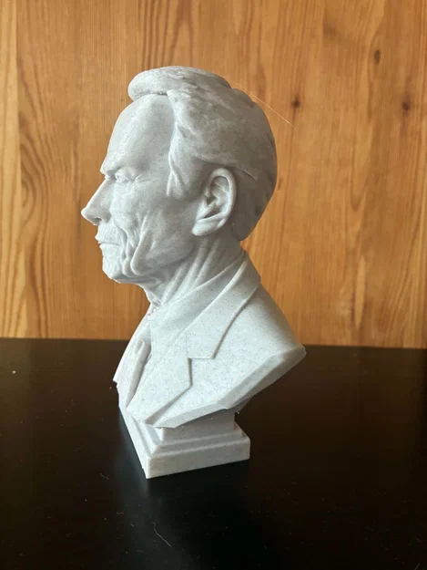 Tượng bán thân Clint (Clinton) Elias Eastwood Jr. - Image 3