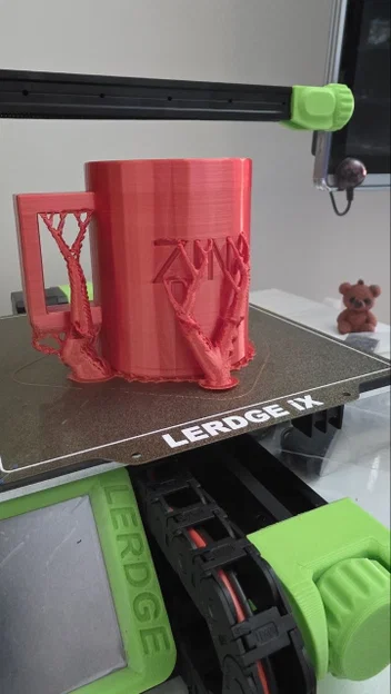 Mẫu cốc in 3D hình trụ khắc tên ZINA độc đáo và tinh tế - Image 2