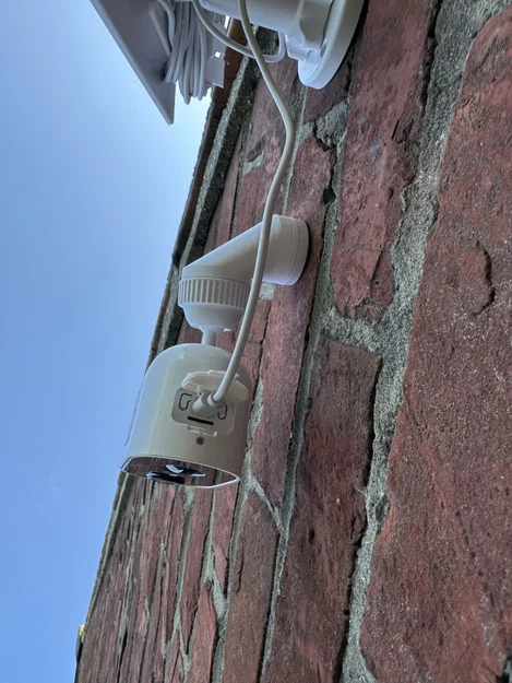 Giá treo góc 90° cho Camera ngoài trời Aosu 2K - Image 1