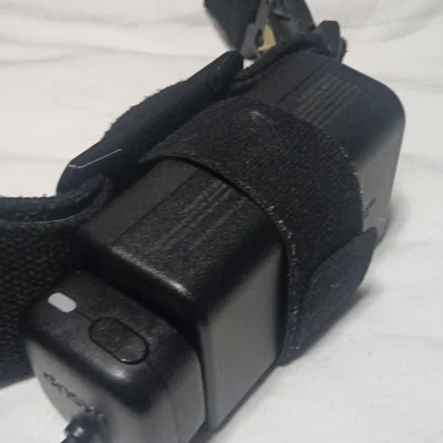 DNSYS Z1: Đế gắn pin phiên bản v1