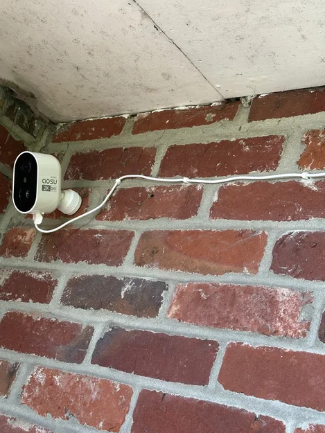Giá đỡ đi dây cho camera Aosu - Image 1