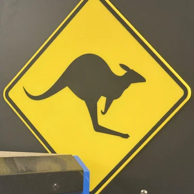 Biển báo Kangaroo qua đường - Không cần MMU