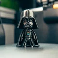 Chibi Darth Vader — Mũ bảo hiểm nam châm (4 viên 2x6mm) - Thumbnail 1