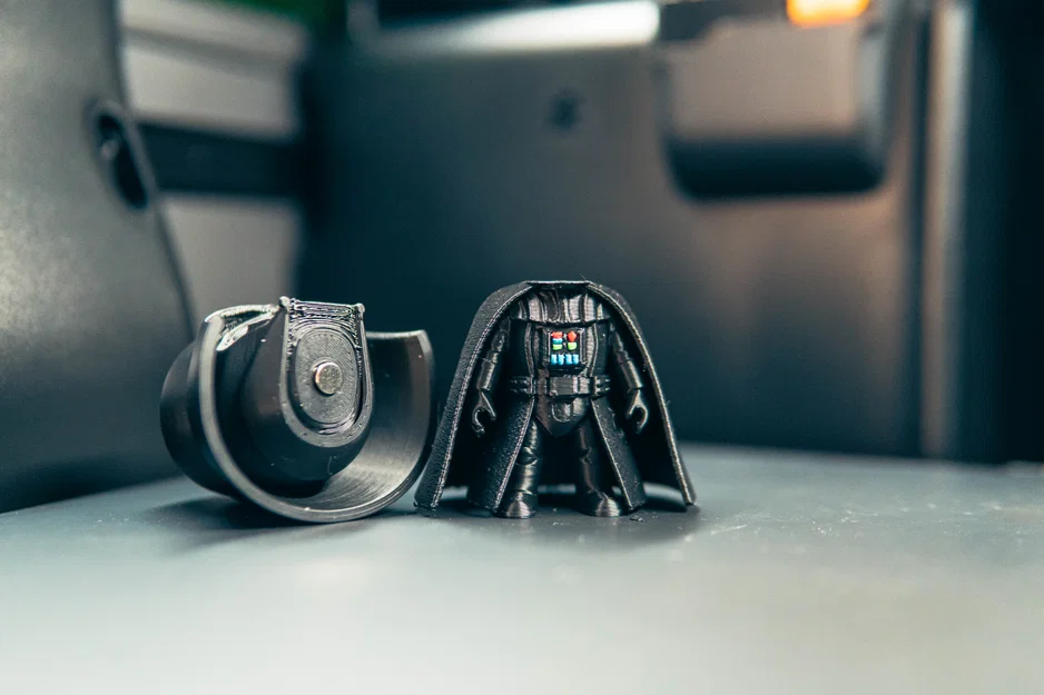 Chibi Darth Vader — Mũ bảo hiểm nam châm (4 viên 2x6mm) - Image 4