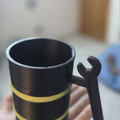 Cốc in 3D hình thùng phuy độc đáo dành riêng cho kỹ sư