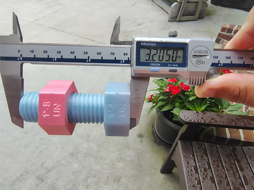 Bộ bu-lông và đai ốc 1 inch - 8 TPI - Image 5