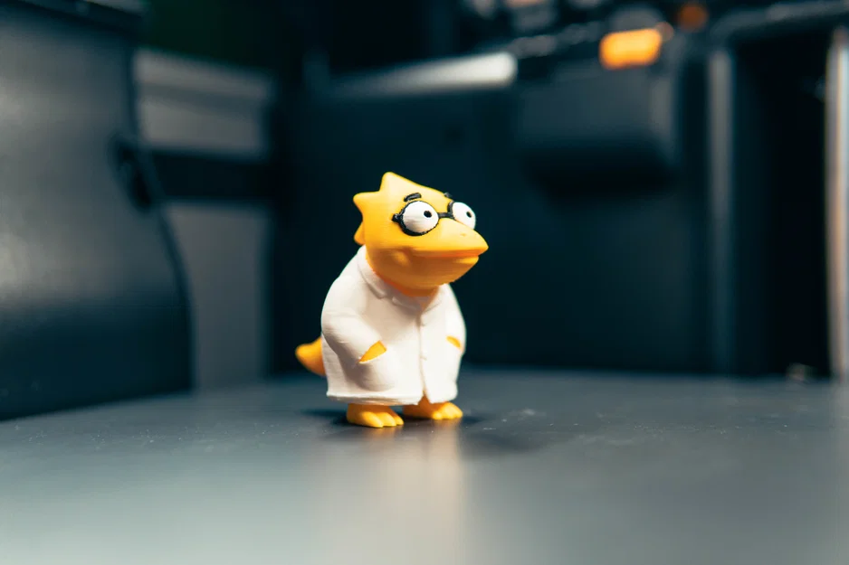 Mô hình Alphys Mini – Nhân vật từ Undertale in 3D - Image 1