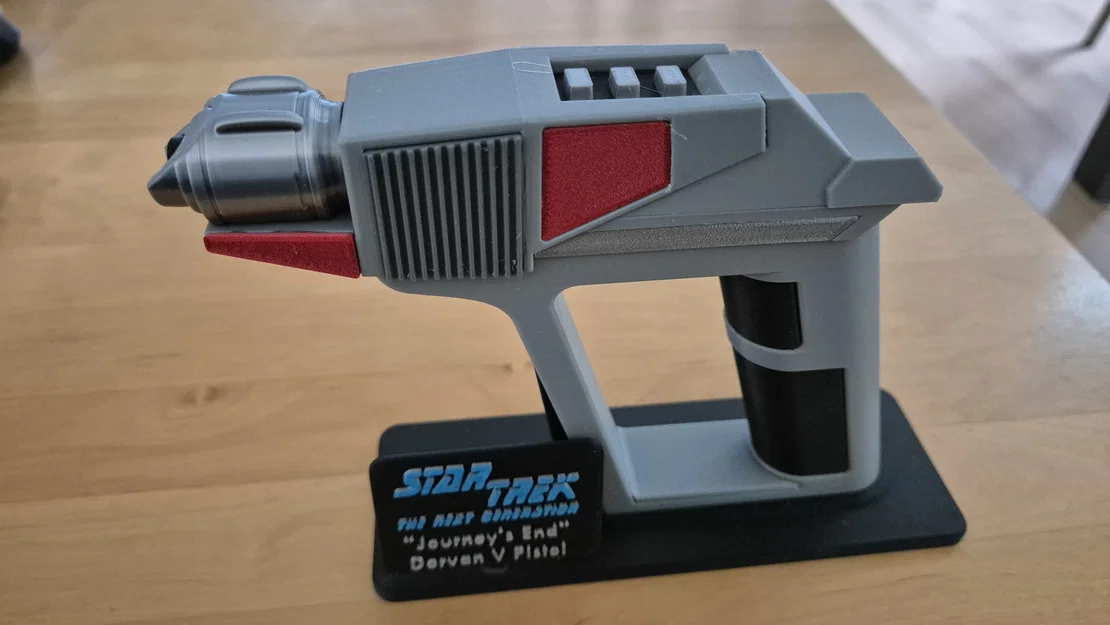 Mô hình súng Star Trek TNG DorvanV Blaster - Image 1