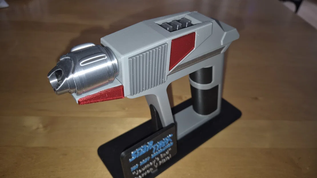 Mô hình súng Star Trek TNG DorvanV Blaster - Image 3