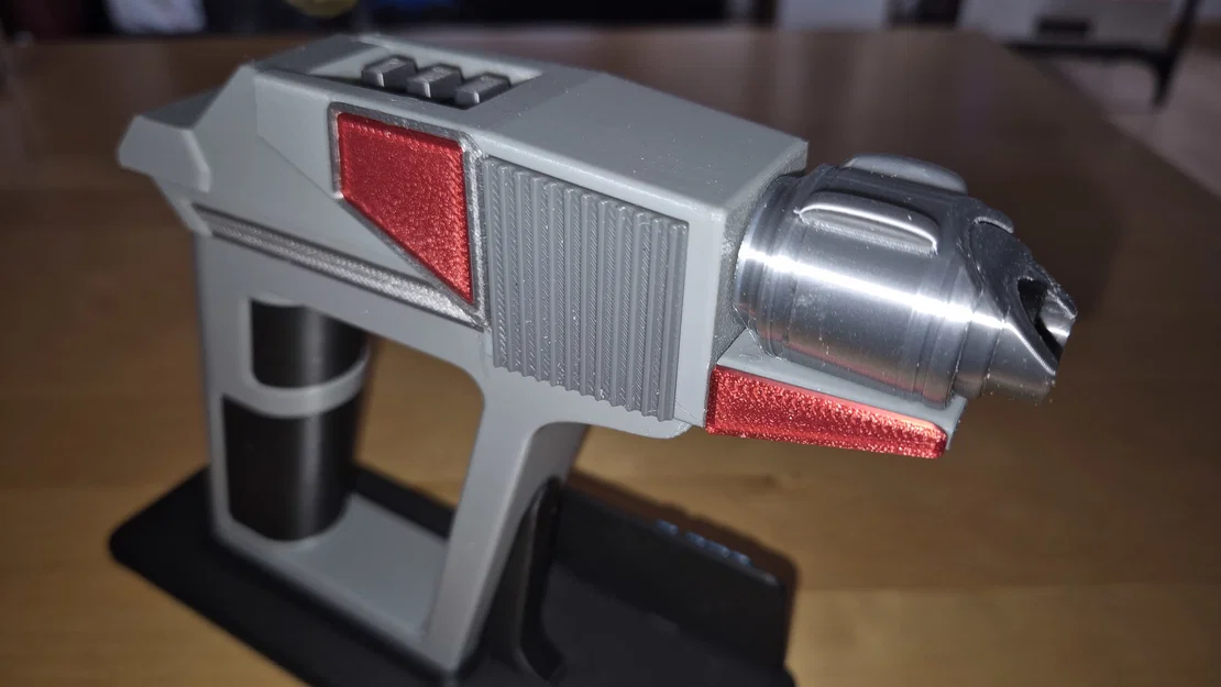 Mô hình súng Star Trek TNG DorvanV Blaster - Image 5