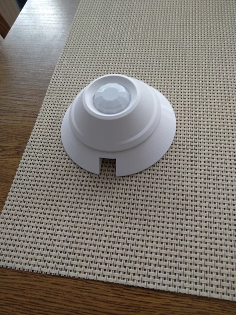 Đế gắn cảm biến PIR hỗ trợ nẹp điện Kopos 17x17 và phụ kiện nối góc 90 độ - Image 1