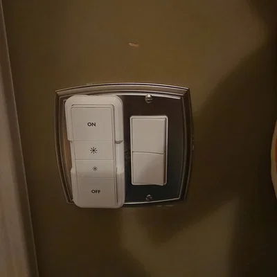 Giá treo Philips Hue Remote cho mặt nạ Decorator